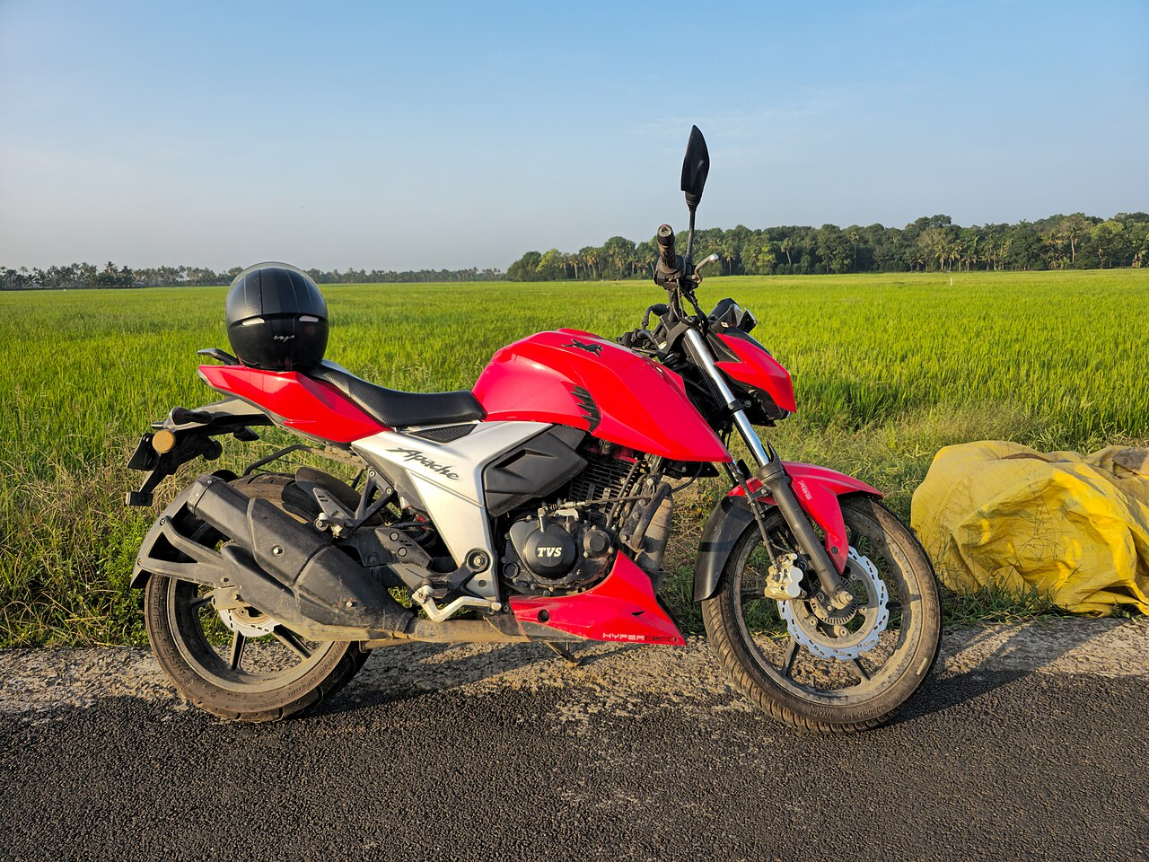 TVS Apache RTR 160 4V